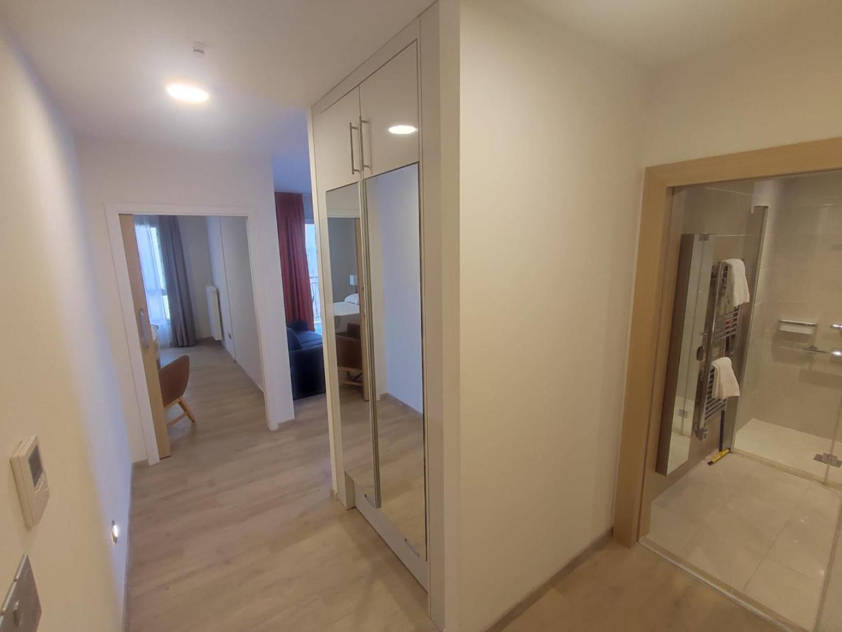 Zenao Frejus Aparthotel Bagian luar foto